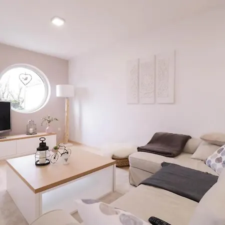 House Eden With Mountain Views Apartment *