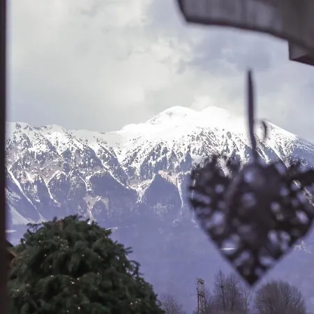 House Eden With Mountain Views Apartment