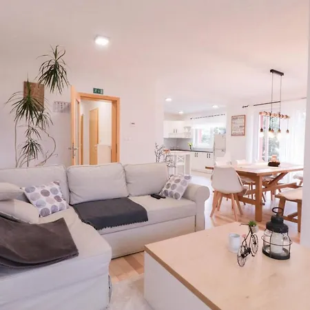 House Eden With Mountain Views Bled