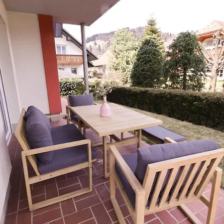 House Eden With Mountain Views * Bled